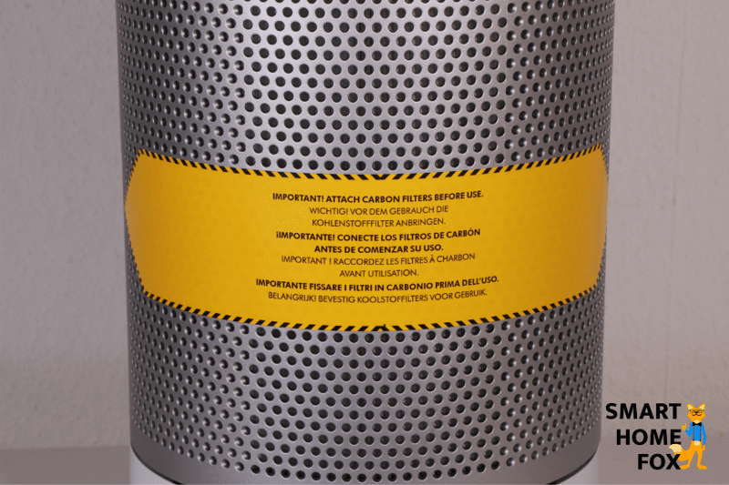 A notice informs you that the activated carbon filters of the Dyson Pure Hot and Cool air purifier must be inserted.